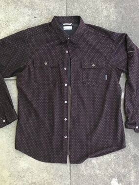 Columbia Omni Wick Shirt Size Large Metal Button Up Long Brown Pine Tree Print